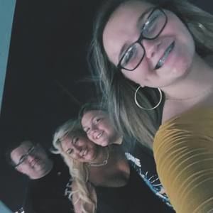 Meet your Posher, Bobbie